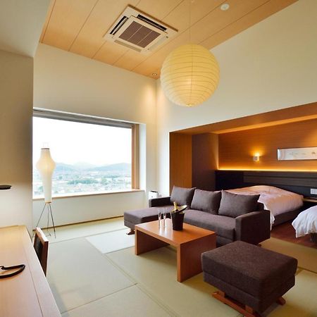 The Chelsea Breath Hotel Takamatsu Exterior photo