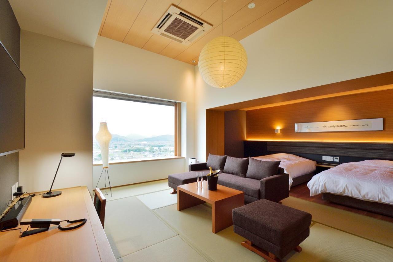 The Chelsea Breath Hotel Takamatsu Exterior photo