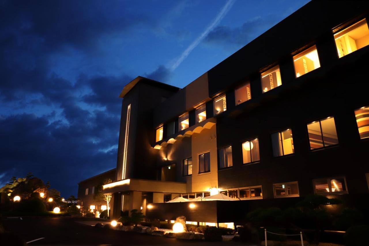 The Chelsea Breath Hotel Takamatsu Exterior photo